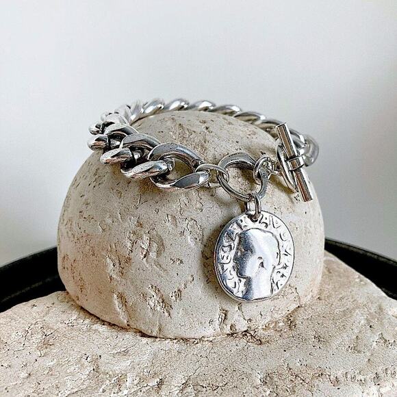 Silver Caesar Coin Charm Bracelet with Toggle Clasp Cuban Chain Link - Picture 6 of 7